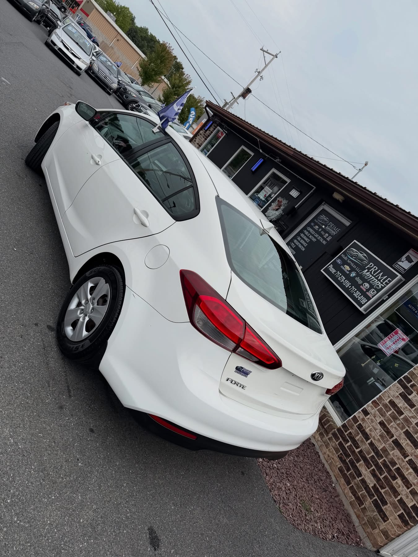 2018 Kia Forte LX Base photo 6