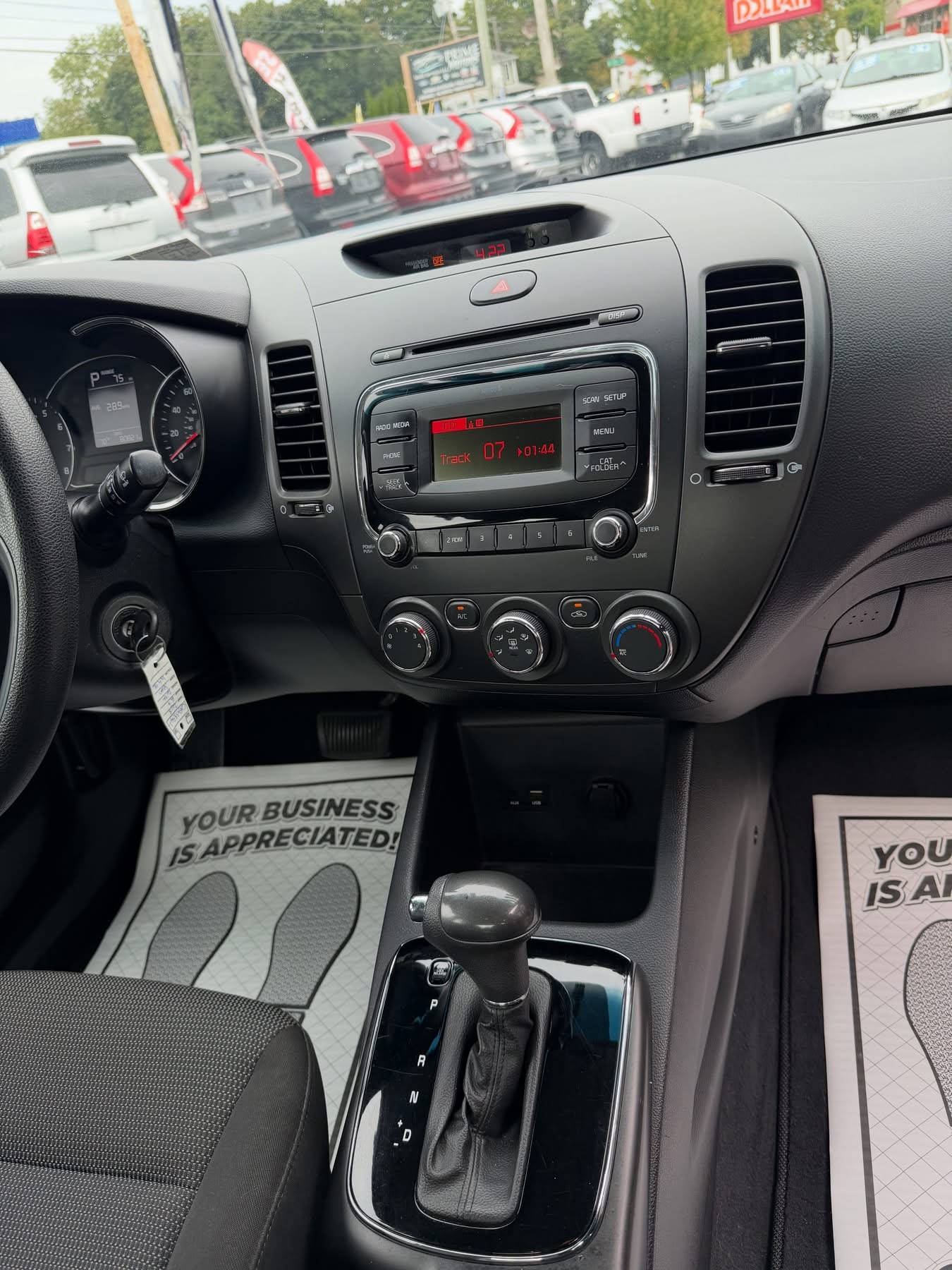 2018 Kia Forte LX Base photo 11