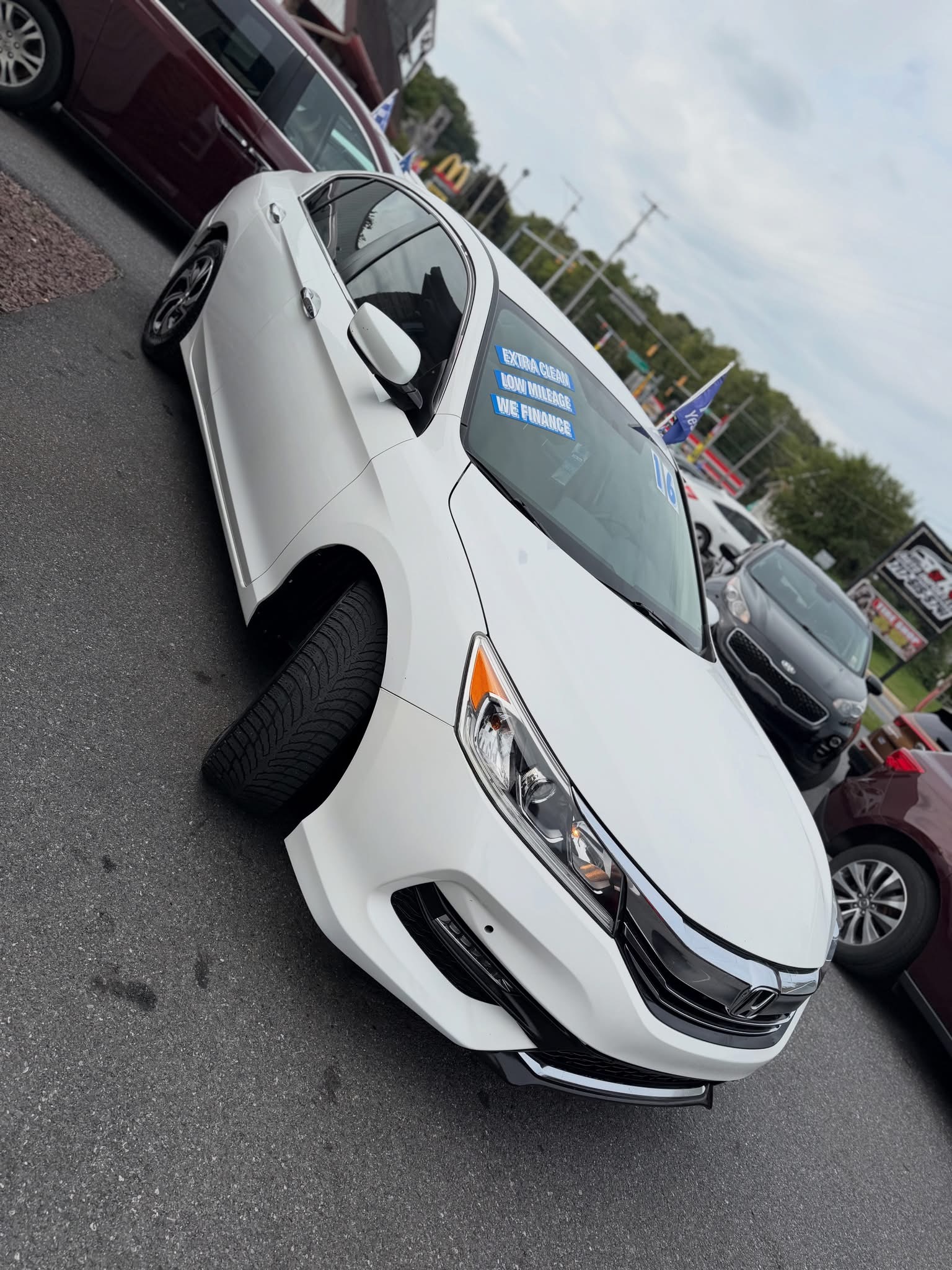 2016 Honda Accord LX photo 3