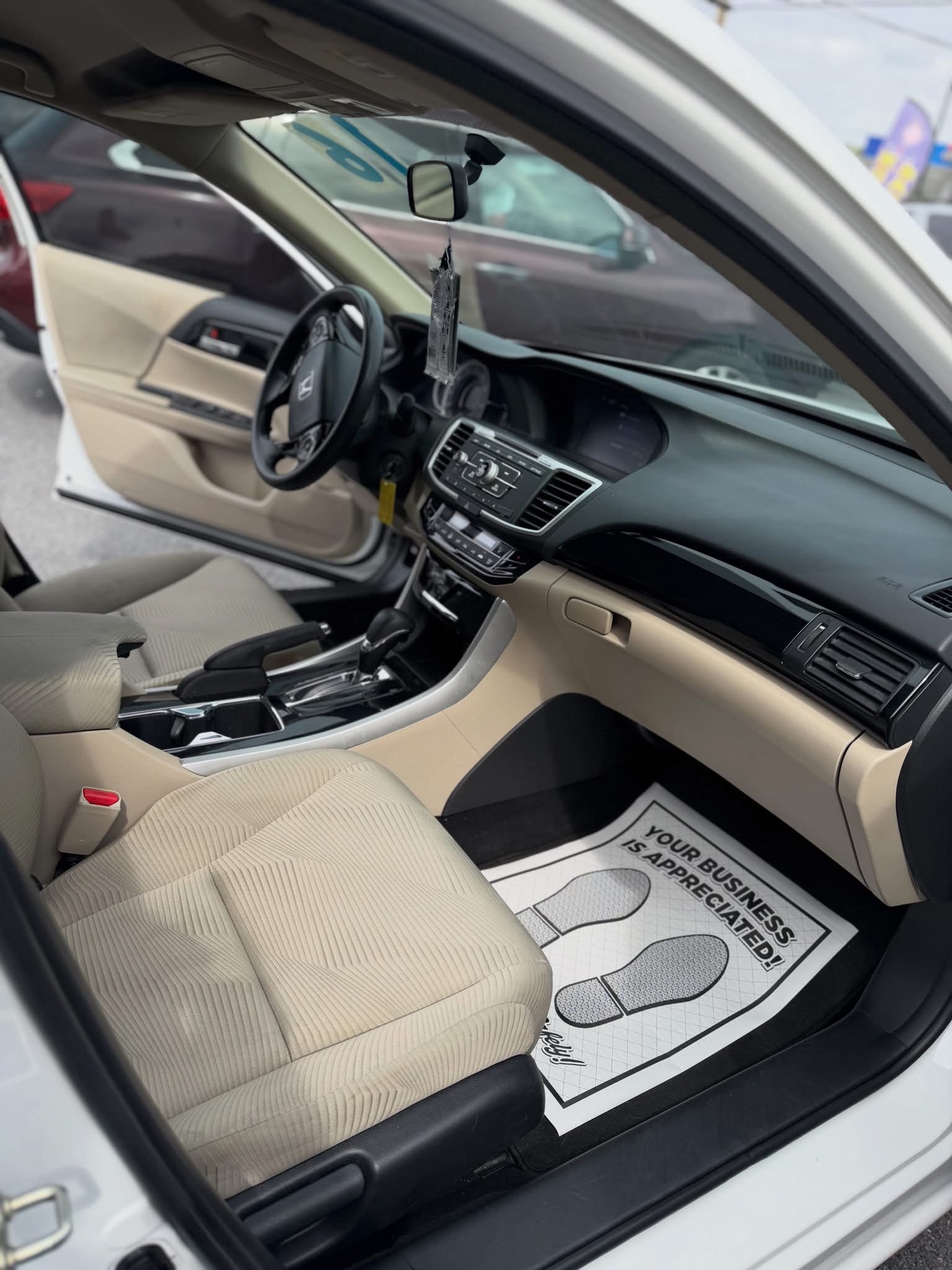2016 Honda Accord LX photo 8
